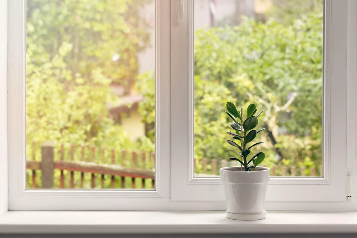 پنجره دوجداره چگونه از هدر رفتن انرژی جلوگیری میکند؟